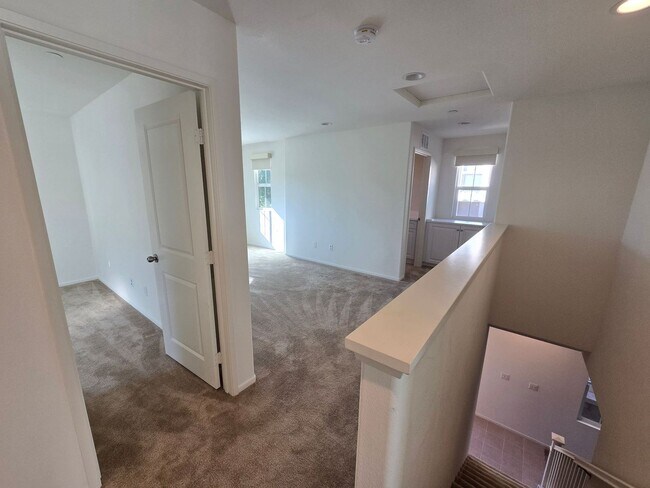 Building Photo - 3BR / 2.5BA Dream home in the heart of El Cajon!