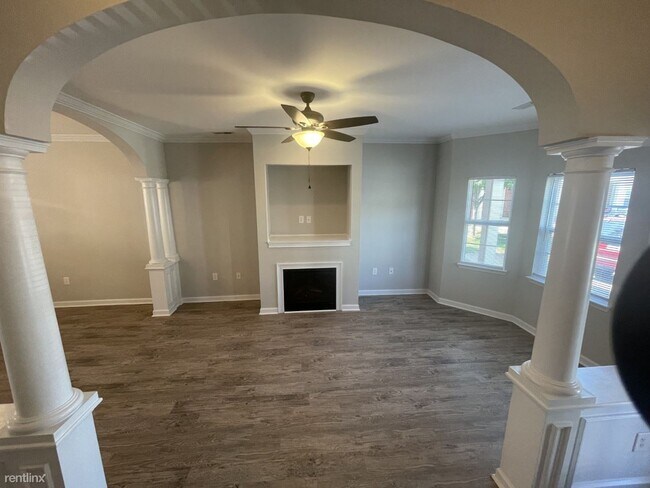 Building Photo - 3 br, 2.5 bath House - 204 Maynard Summit Way