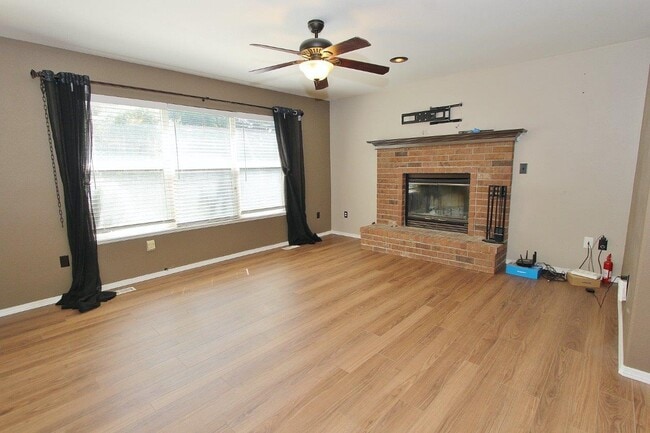Building Photo - 11265 W Red Maple Dr