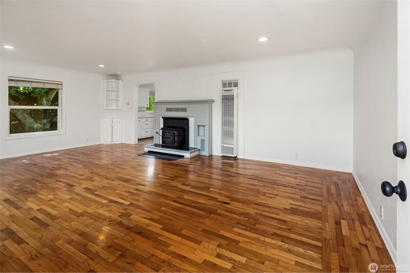 Building Photo - 1817 S 3rd St