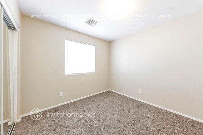 Building Photo - 427 N 66th Dr