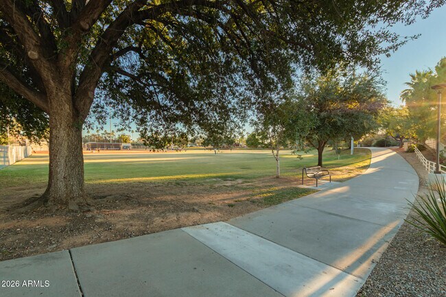 Building Photo - 10638 E Turquoise Ave