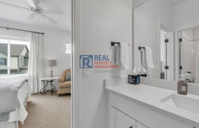 Building Photo - 16550 Umatilla Pl
