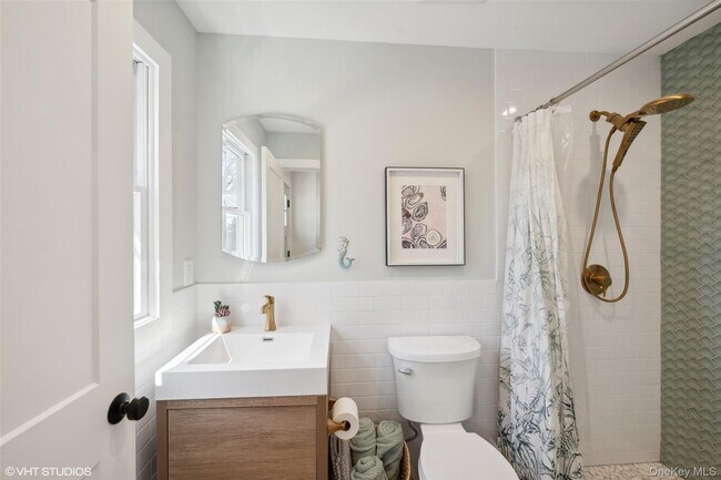 Building Photo - 535 Birch Ln