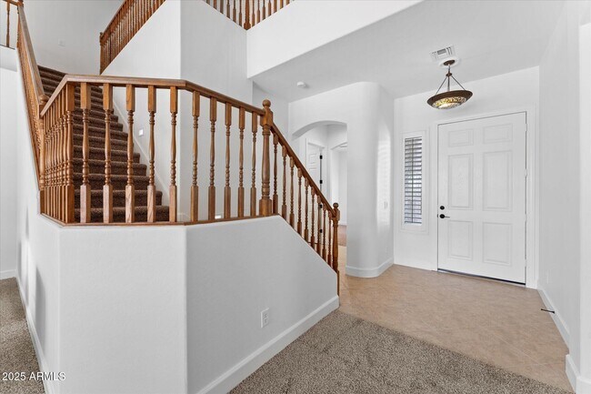 Building Photo - 3557 S Halsted Ct