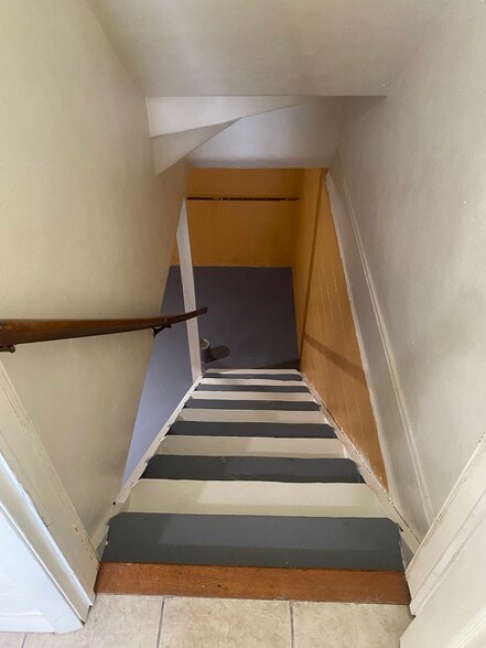 Building Photo - 430 N 4th St