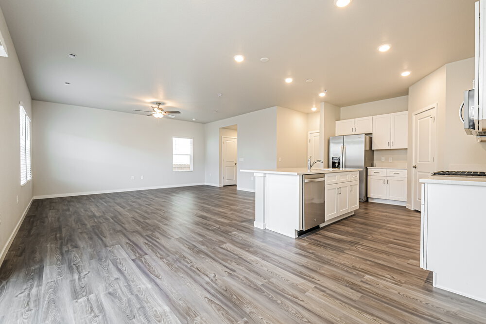 Building Photo - 2186 Flower Blossom Ave