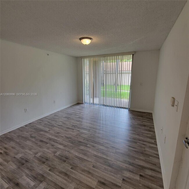 Building Photo - 7824 Sonoma Springs Cir