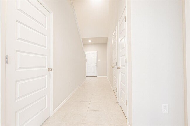Building Photo - 2771 Winding Creek Rd