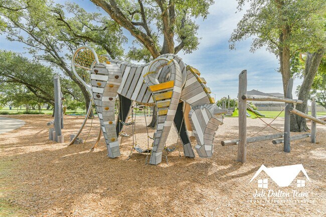 Building Photo - 20107 Percheron Pk Ln