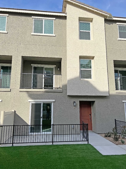 Building Photo - 2825 Copper Wind Ln