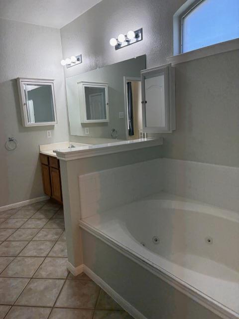 Building Photo - 1813 Parralena Ln