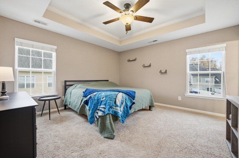 Building Photo - 5022 Breleigh Ln