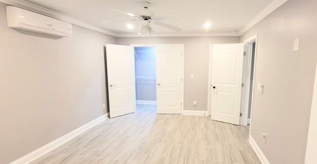 Building Photo - Stylish Basement Rental with Private Ameni...