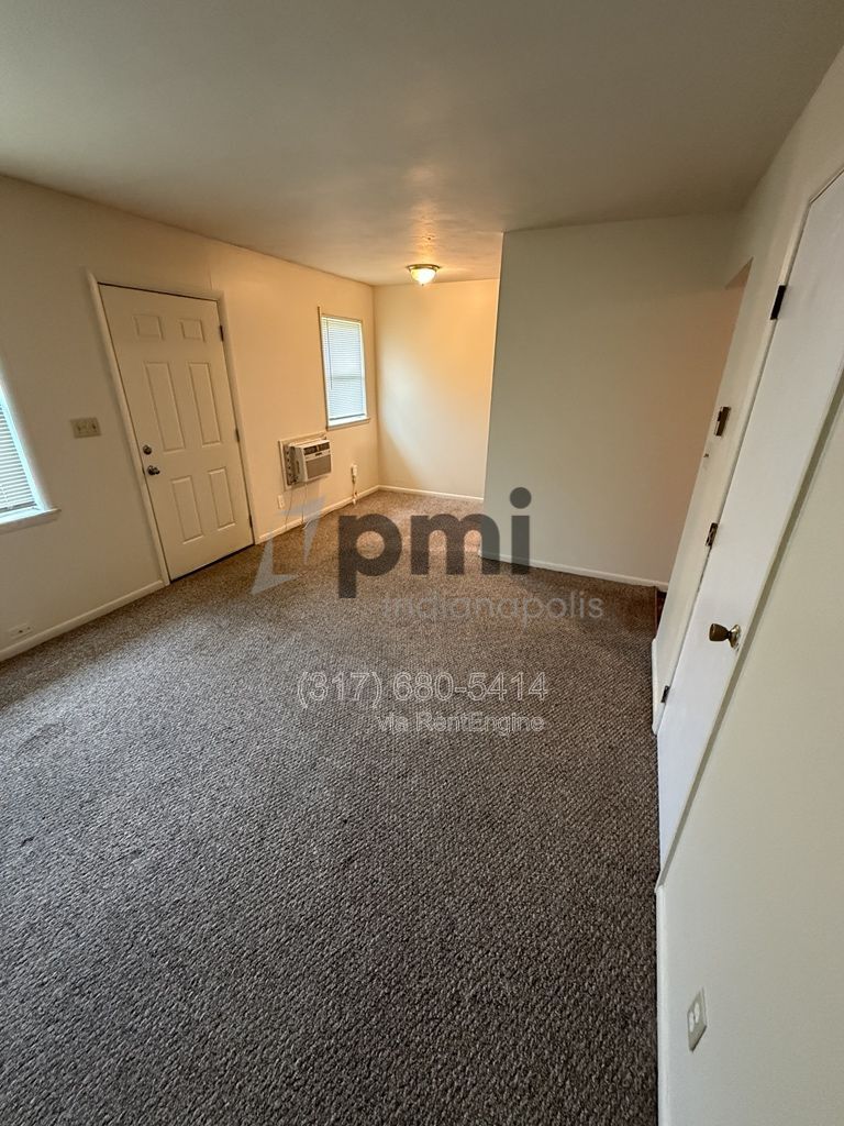 Building Photo - 120 W William Dr