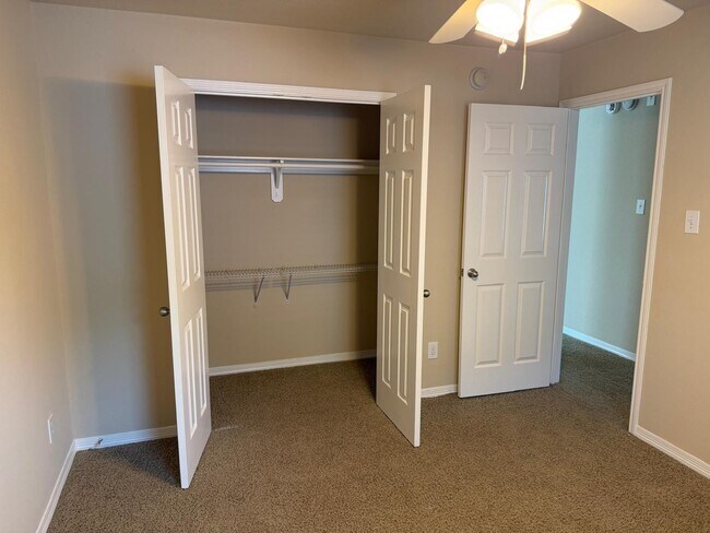 Building Photo - 25231 Florina Ranch Dr