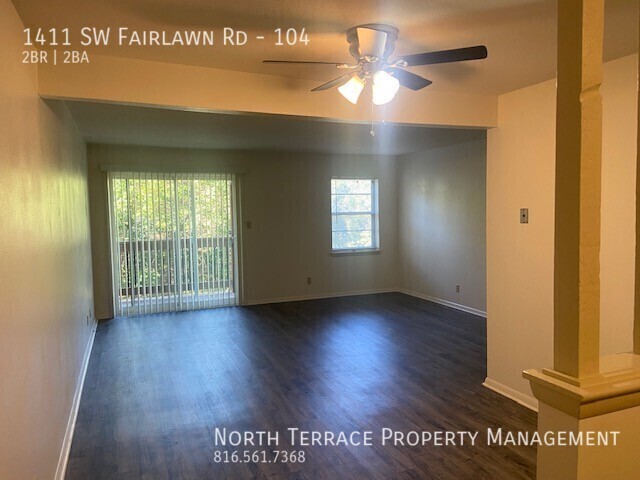 Building Photo - Renovated 2BR in Southwest Topeka