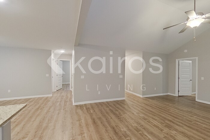 Building Photo - 136 Western Red Cedar Dr