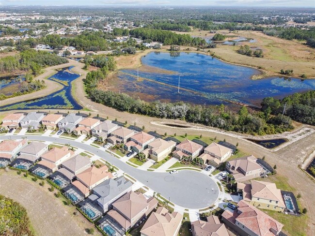 Building Photo - 7704 Oakmoss Loop