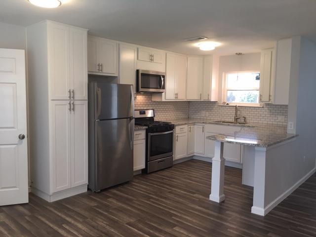 Kitchen - 510 W Oak St