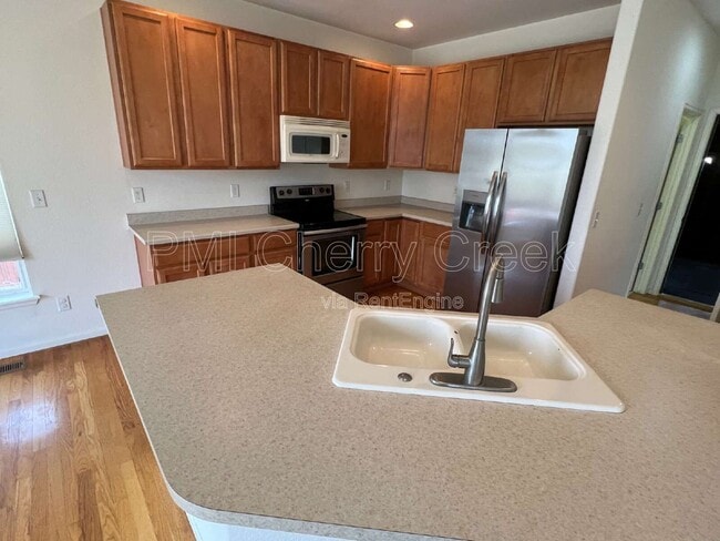 Building Photo - 2115 Selenite Ct