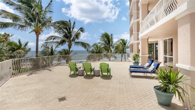 Building Photo - 1460 S Ocean Blvd