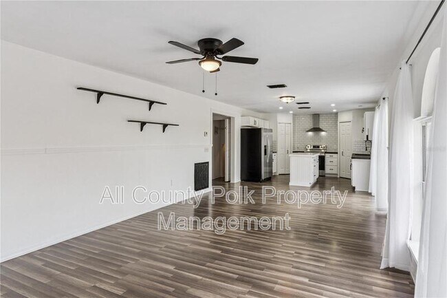Building Photo - 455 Danube Dr