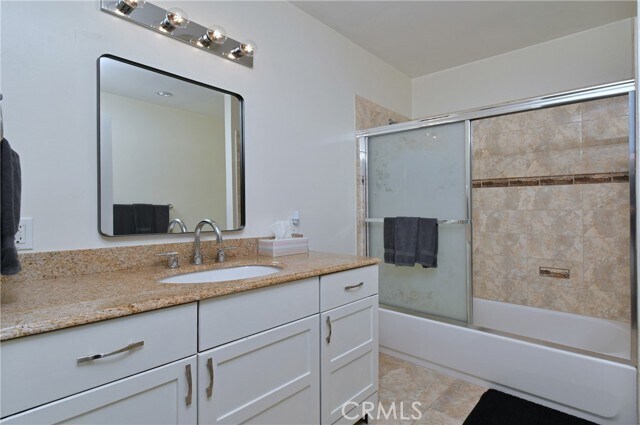 Building Photo - 4133 Irving Pl