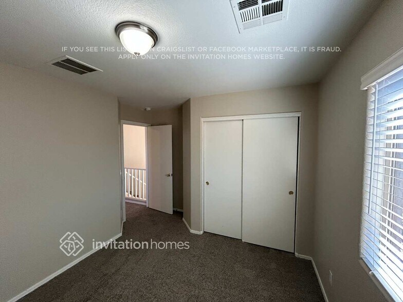 Building Photo - 7208 S 56th Ave