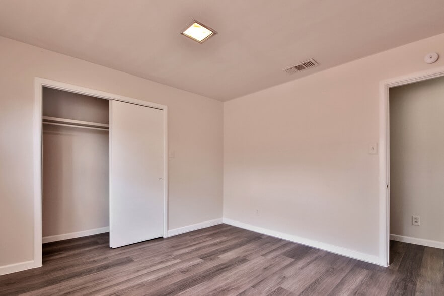 Building Photo - 3607 45th St