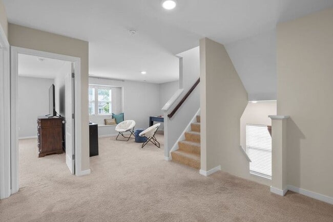 Building Photo - 7349 Vicenzo Dr