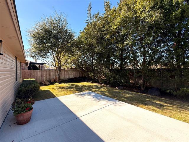 Building Photo - 605 Lewis Canyon Ln