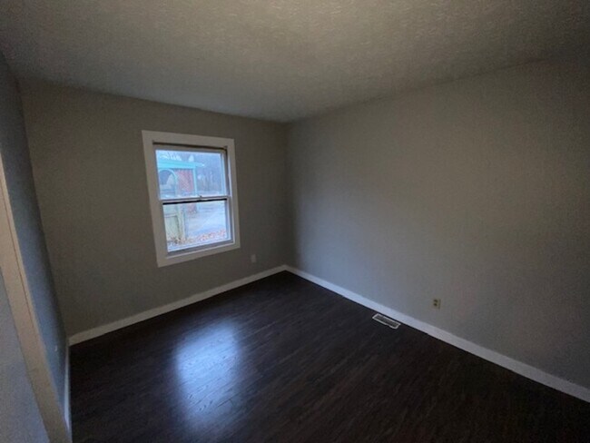 Building Photo - 3999 Poppyseed Ct