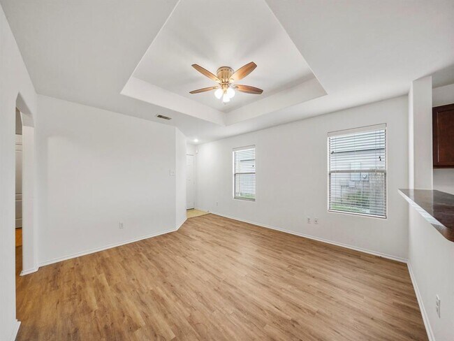 Building Photo - 526 Enchanted Springs Dr