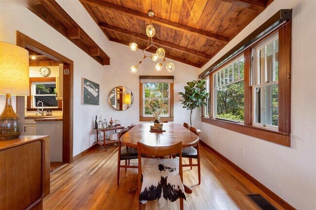 Building Photo - Beautiful Lincoln Heights Retreat W/ Chef’s Kitchen & Expansive Deck
