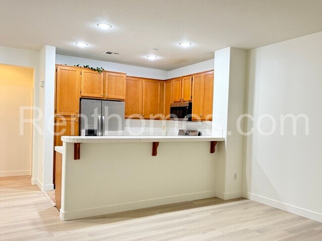 Building Photo - 1603 White Hickory Pl