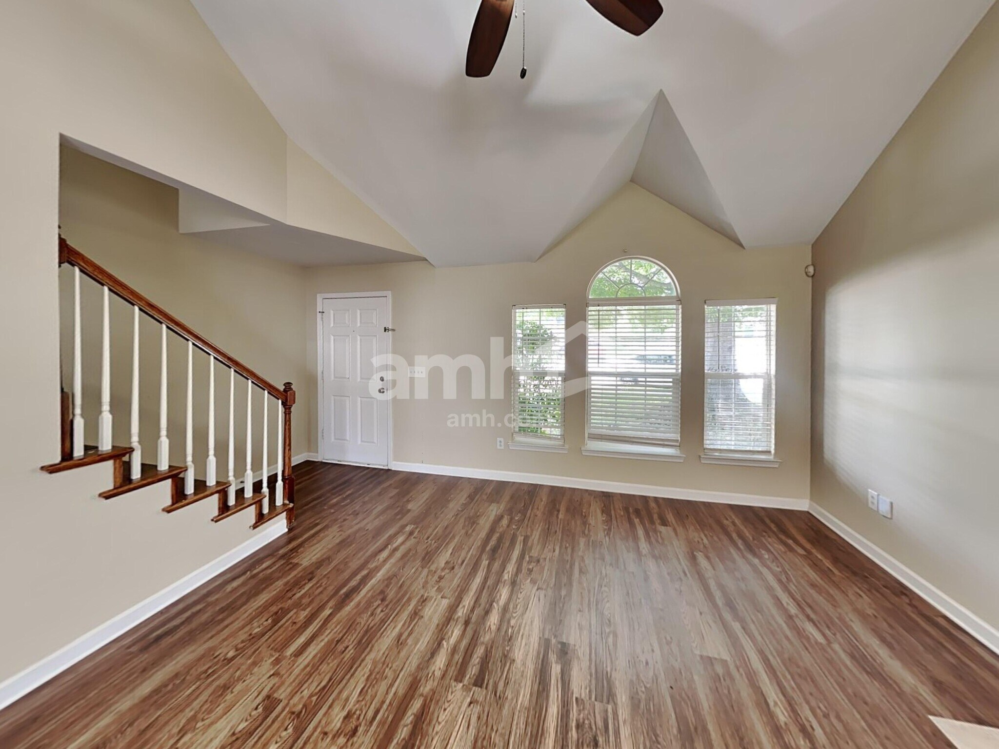 Building Photo - 1718 Stephenson Ln