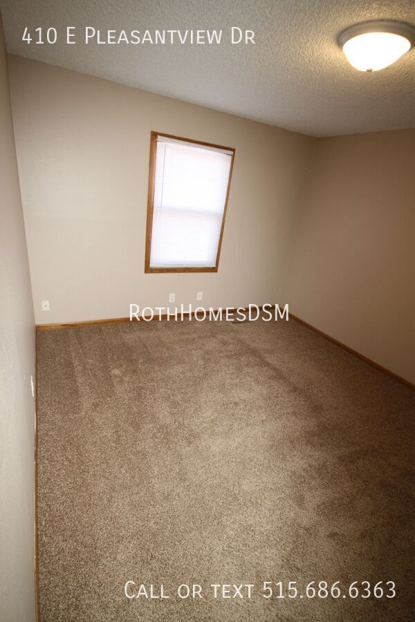 Building Photo - 410 E Pleasant Vw Dr