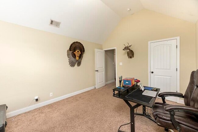 Building Photo - 2183 Bandera Dr