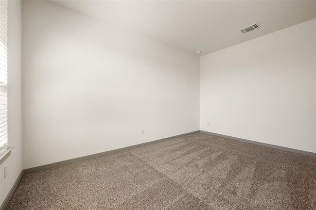 Building Photo - 270 Boatright Blvd