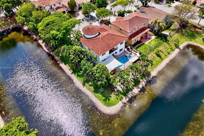 Building Photo - 6502 SW 162nd Ct