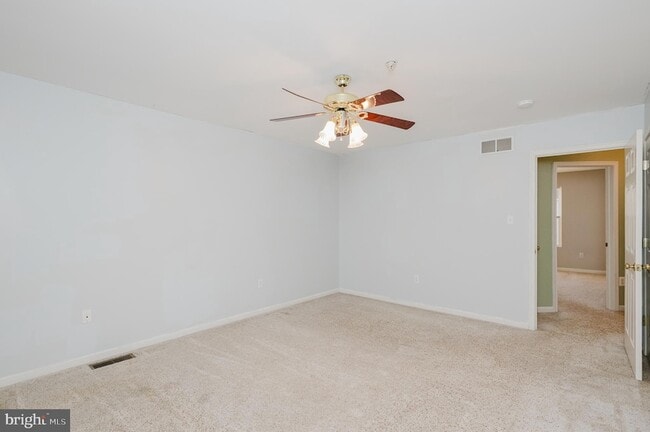 Building Photo - 14 Merganser Ct