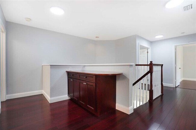 Building Photo - 1828 NW 48th Terrace