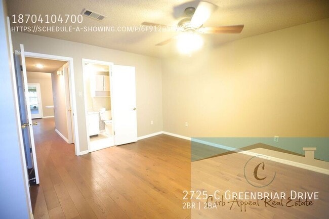 Building Photo - 2725 Greenbriar Dr