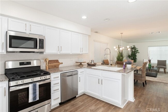 Building Photo - 1425 Crown Cir