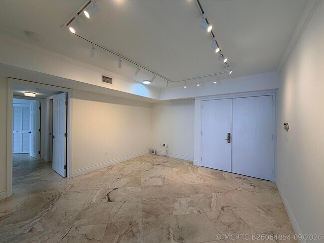 Building Photo - 6301 Collins Ave