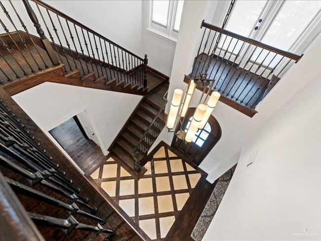 Building Photo - 7 Ivy Castle Ct