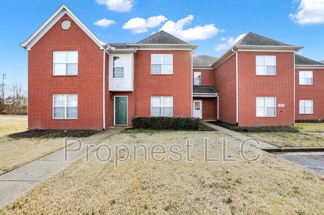 Building Photo - 771 Barrington Woods Cove