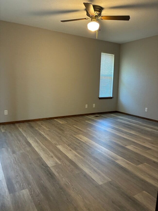 Building Photo - 4402 Briar Creek Rd