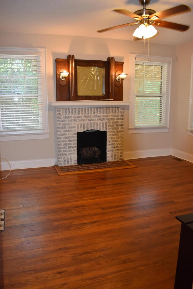 Building Photo - 326 Milledge Rd